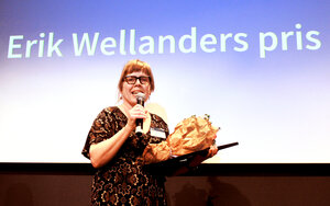 Anna W Gustafsson tack efter att ha tagit emotErik Wellanders pris